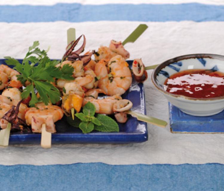 Mini brochettes de fruits de mer aux parfums thaï